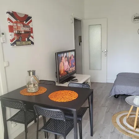 Apartment Juan Les Pins A 2 Min De La Antibes
